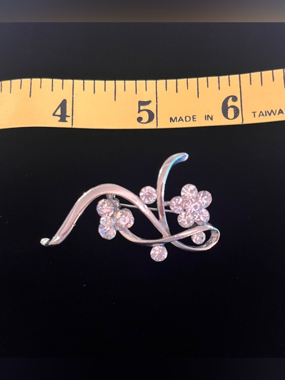 Silver Floral Rhinestone Brooch - Picture 3 of 4
